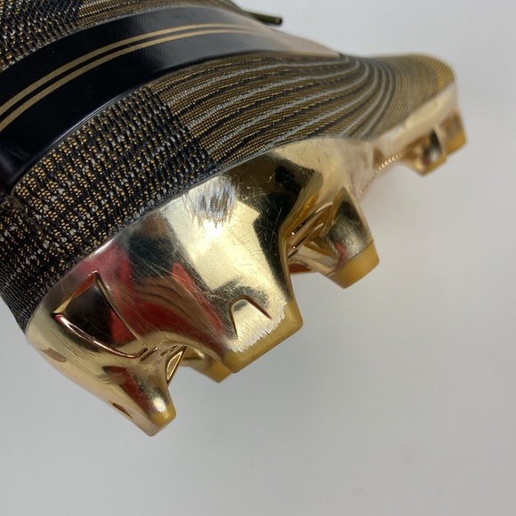 Under Armour Men's Spotlight MC Gold Football Cleats, Size 12 - Picture 10 of 16